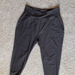 Power soft joggers gray Women’s size xxl old navy